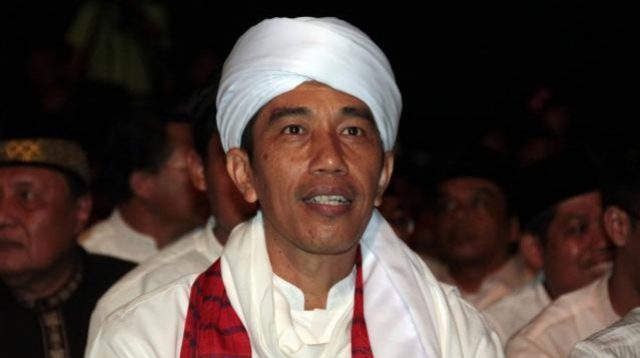 Suka Bagi-Bagi Sembako, Pandu Jokowi Sebut presiden Jokowi Umar Bin Khattab