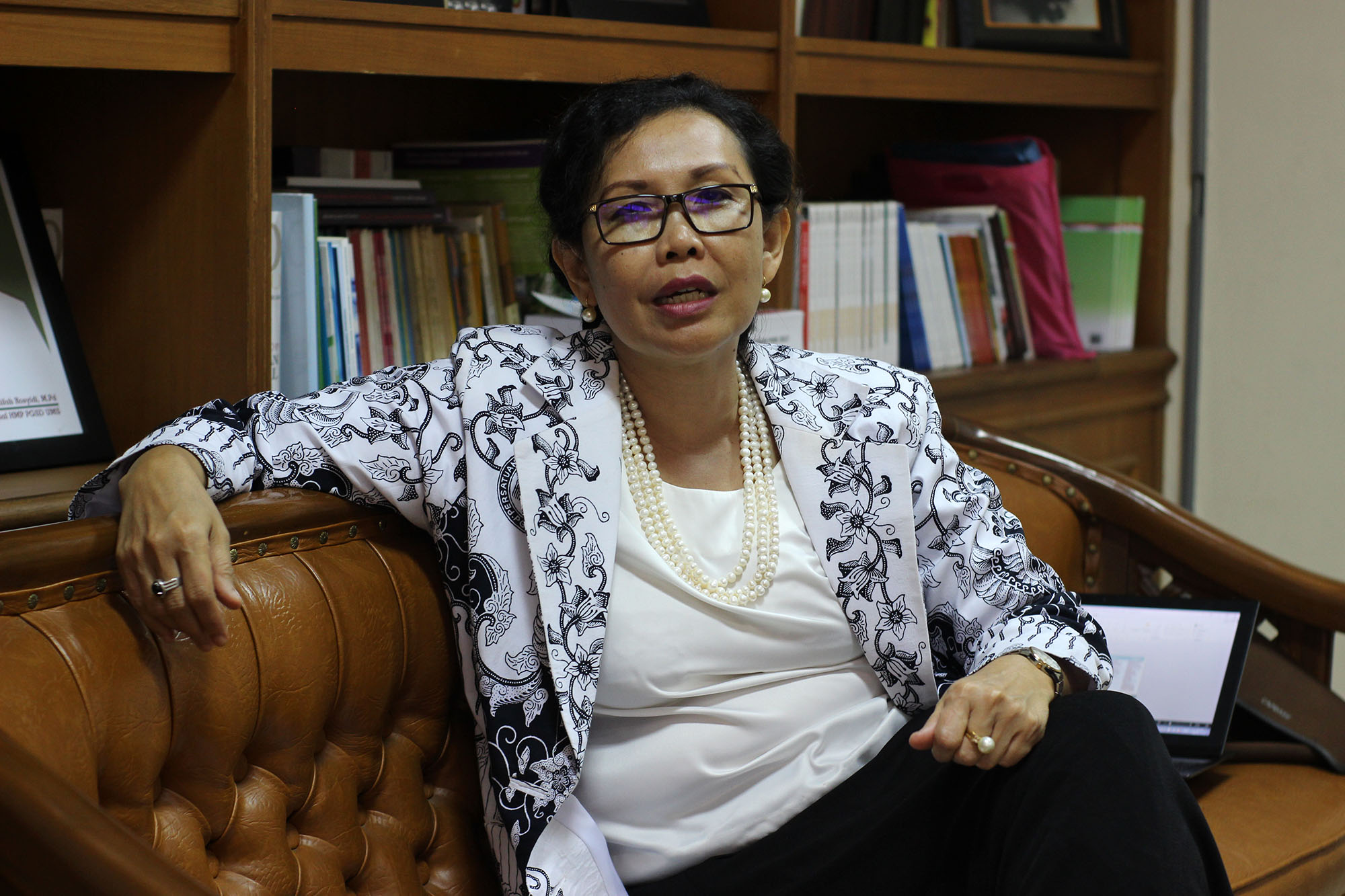 Dr Unifah Rosyidi, MPd, Ketua Umum Pengurus Besar PGRI (foto: Agung Y Achmad)
