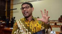 Desak Jokowi Jelaskan Maksud Berdamai Dengan Covid-19, Nasir Djamil: Apa Kata Dunia?”