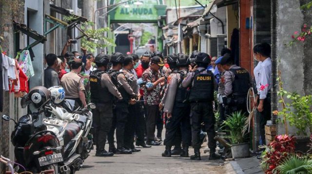 4 Orang Terduga Teroris di Bekasi Ditangkap Densus 88