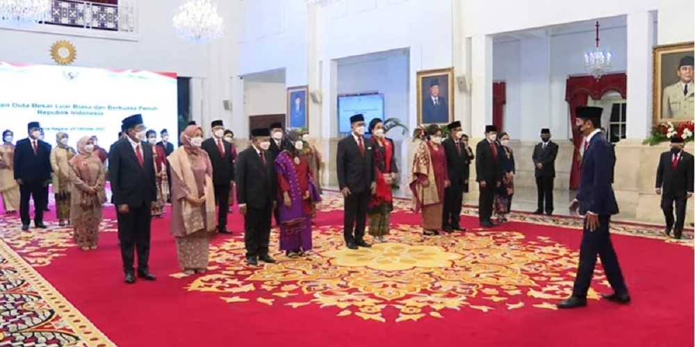 Termasuk Fadjroel, Ini Daftar 17 Dubes Baru yang Dilantik Presiden Jokowi