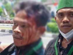 Polisi di NTB Diusut Propam karena Pentung Kepala Mahasiswa Saat Demo 2 Tahun Jokowi-Maruf