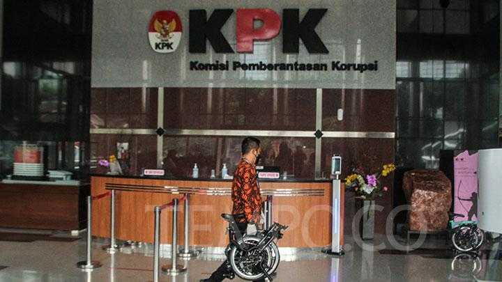 Diduga Bisnis PCR, Hari Ini Sejumlah Menteri Jokowi Dilaporkan ke KPK